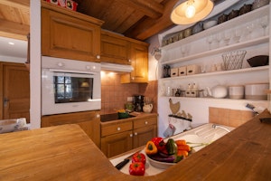 Chalet Chic image 13
