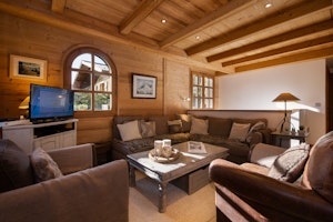 Chalet Chic image 8