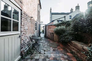 Old English Farmhouse image 2