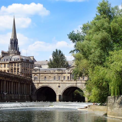 Walk into Bath's city centre in just five minutes