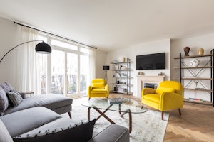 South Kensington Chic image 1