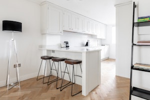 South Kensington Chic image 10