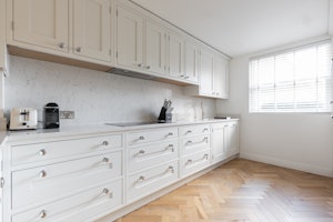 South Kensington Chic image 5