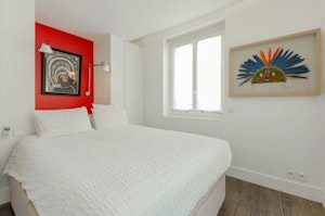 Avenue & Elegance image 11