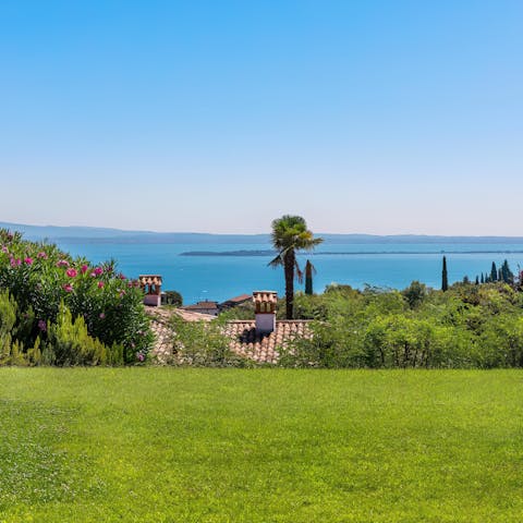 Stay just 3 kilometres from the town centre of Padenghe del Garda