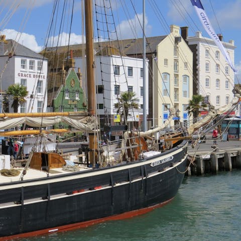 Explore beautiful Poole – your home is right on the quay with all sorts of attractions on hand 