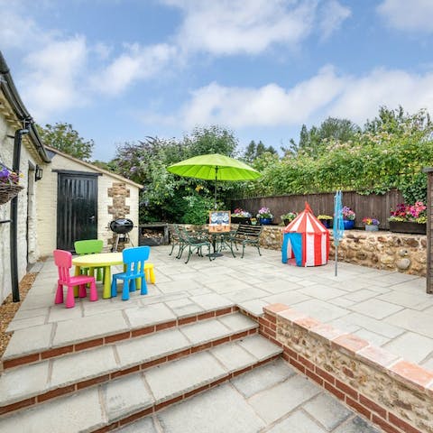 Enjoy some family time in the garden over alfresco meals