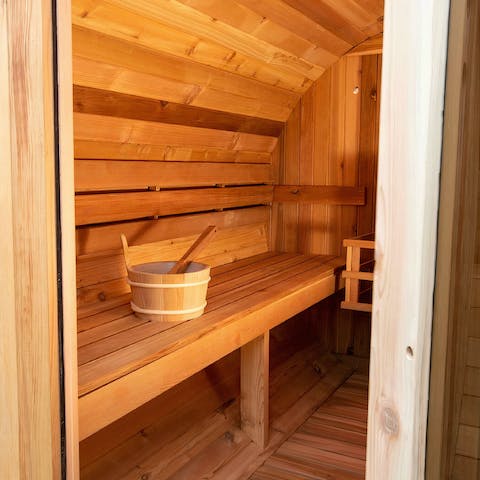 Unwind and relax in the communal sauna, the perfect antidote to a hike