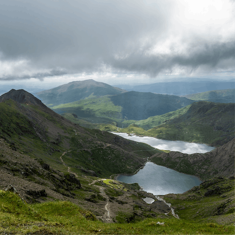 Drive to the striking scenery of Snowdonia National Park in just over forty-five minutes