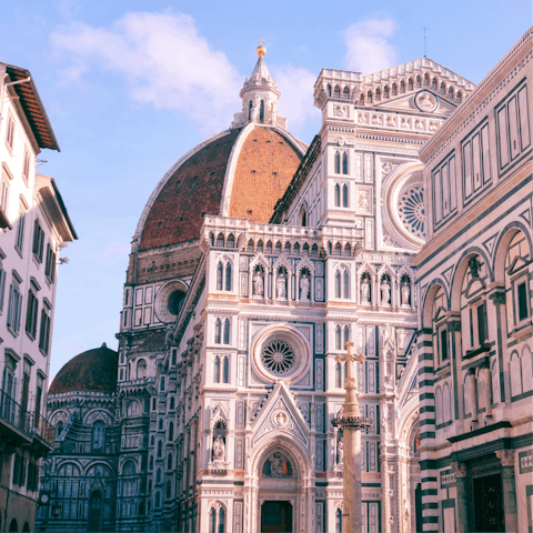Stay in the heart of Florence, just steps from Santa Maria del Fiore
