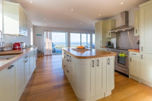 Sea Shores image 11