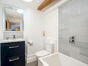 Loft 1580 image 2