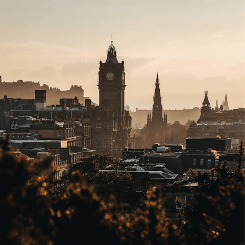 Explore Edinburgh from the affluent area of Morningside, a thirty-minute bus ride from Old Town