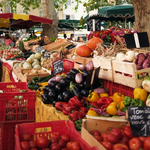 Mingle with locals and pick up fresh produce at a famers' market