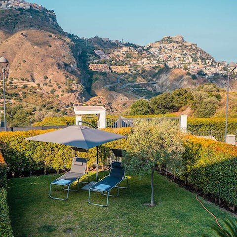 Relax in your private garden and marvel at the stunning views 