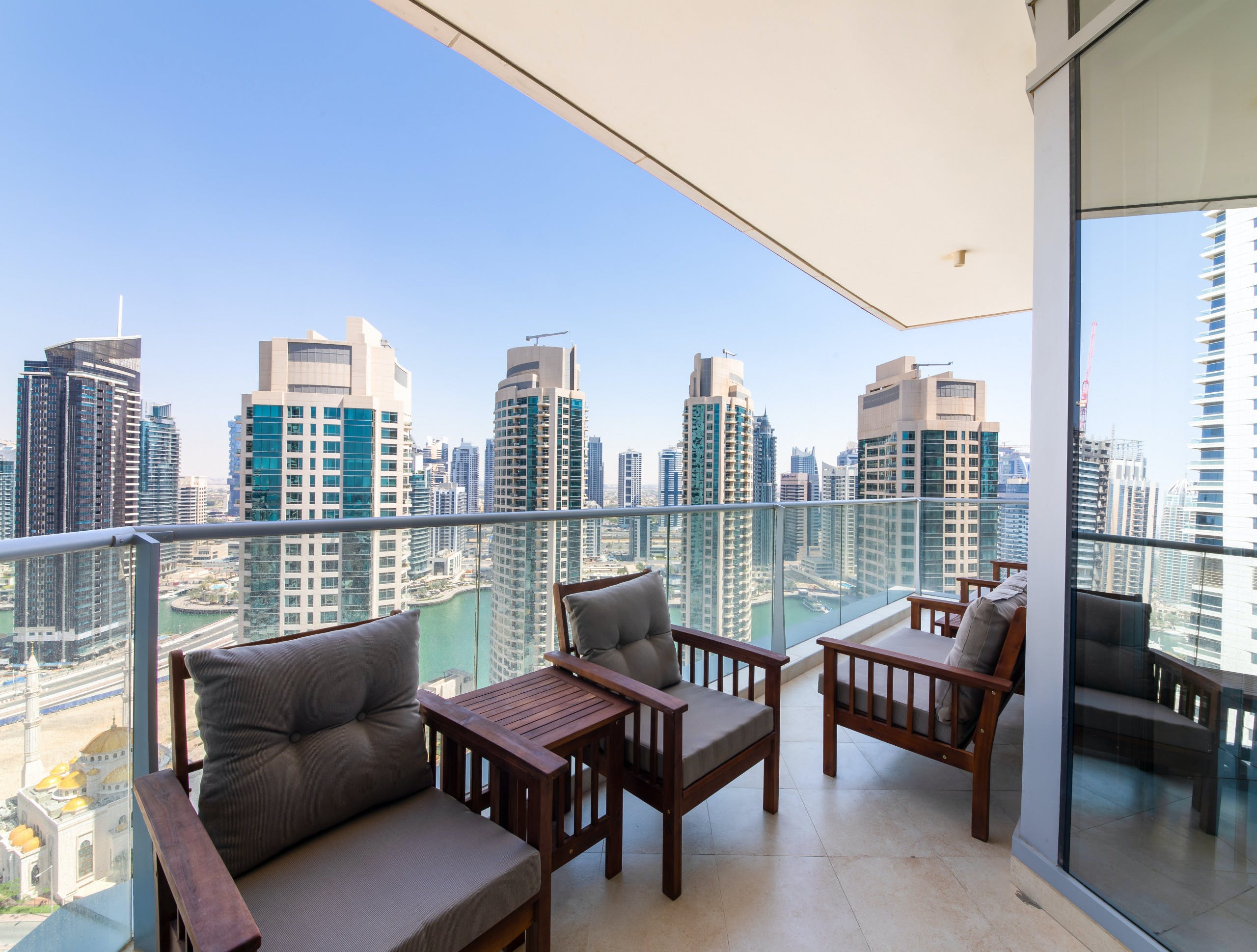 Comfort in the Clouds, Dubai Marina, Dubai | Plum Guide