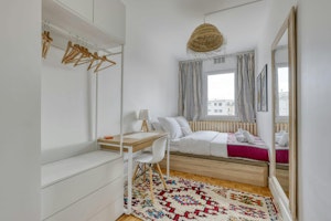 Parisian Appeal image 11