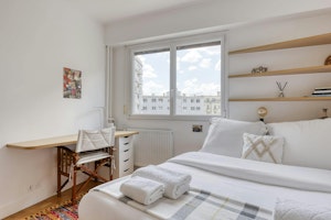 Parisian Appeal image 8