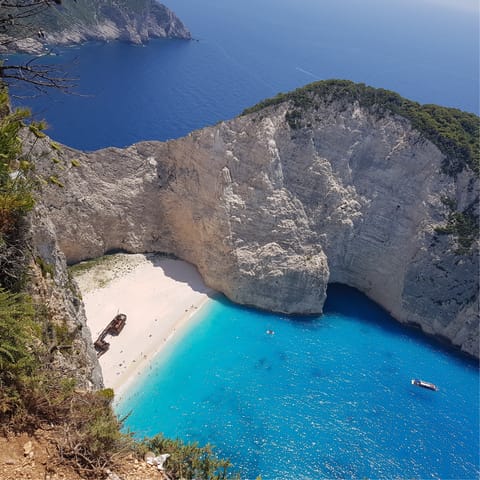 Explore the beautiful island – your home is in Vanato village, close to Zakynthos Town