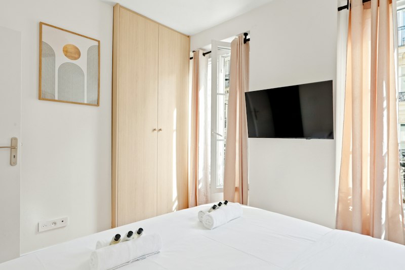 Pigalle Pearl additional image