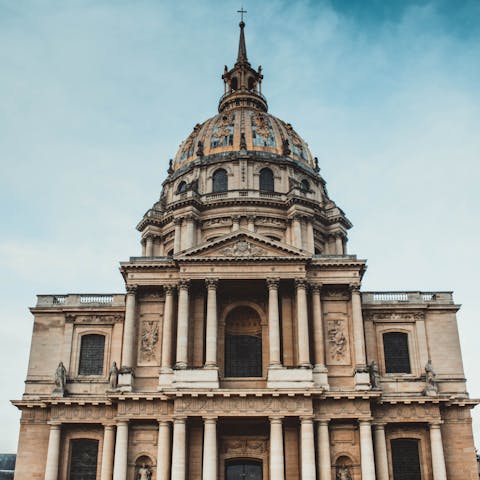 Visit the grand Hôtel des Invalides – it’s within walking distance