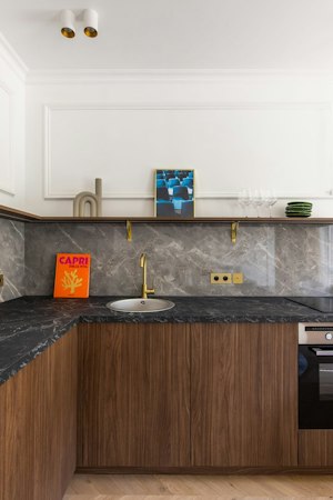 Travertine on Voltaire image 4