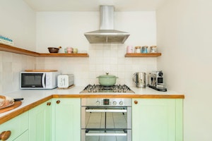 Deal Darling image 12