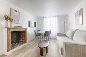 Rive Gauche Reverie image 1