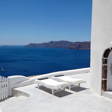 Soak up the glorious Grecian sunshine from the ideally positioned loungers