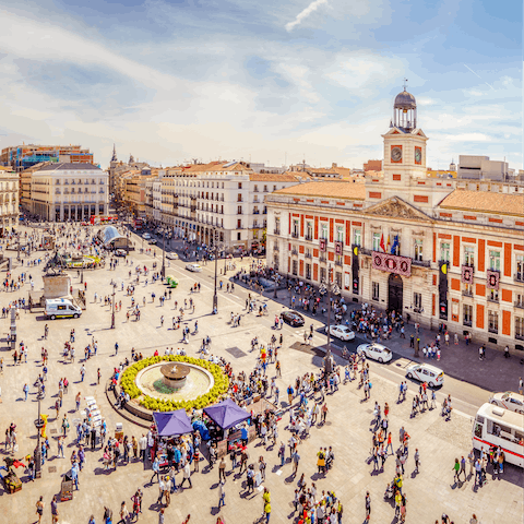 Discover the 'Real' Madrid (sorry), from its rich cultural offerings, splendid history, fantastic foodie scene, and brilliant nightlife