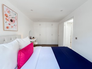 The Mews House image 5