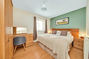Sutton Serenity image 4