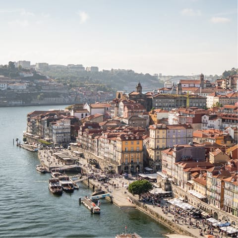 Stay in Bonfim, a quiet district of Porto within easy reach of all the action