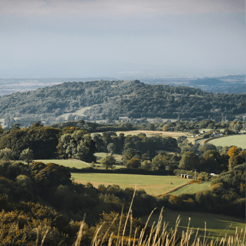 Head to nearby Stroud for a day of hiking through the hills