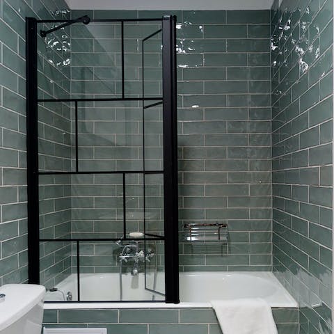 Relax in the tub with a glass of Alsatian wine