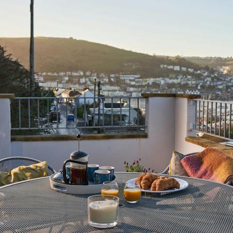 Start mornings with an alfresco breakfast before setting off for a day of sightseeing