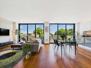 The Lively Zone image 6