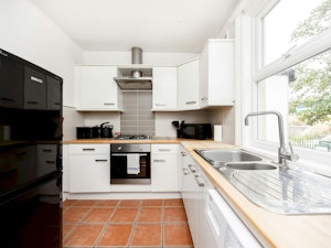 Hove Hideaway image 10