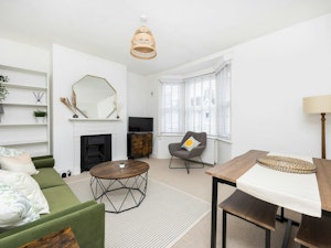 Hove Hideaway image 9