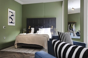 Sage & Navy image 11