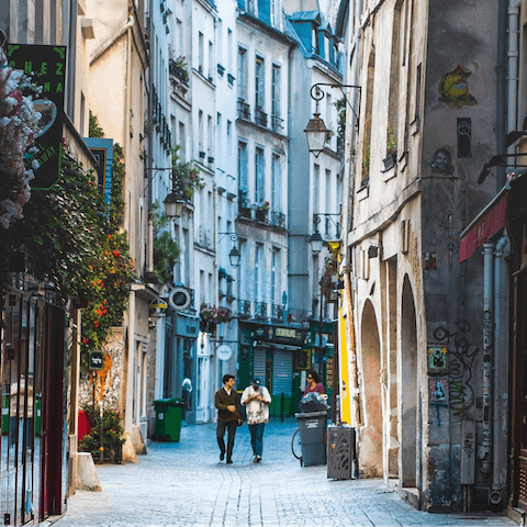 Take a stroll around the heart of Le Marais, just fifteen minutes' walk away