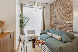 Brick & Bubbles image 1