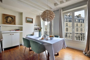 Romantic Refuge image 13