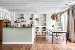 Romantic Refuge image 12