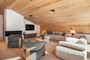 Cedar & Peaks image 12