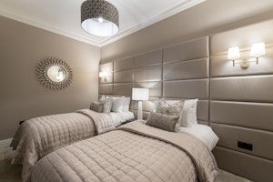 House of Grey image 2