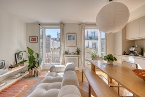 Parisian Vistas image 1