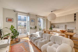 Parisian Vistas image 4