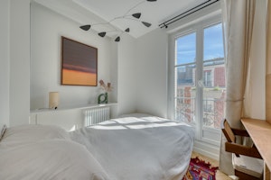 Parisian Vistas image 3