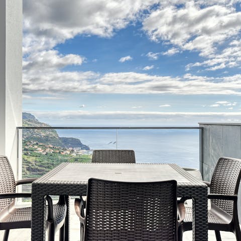 Sit out on the balcony and enjoy cool drinks and alfresco dining against a scenic backdrop